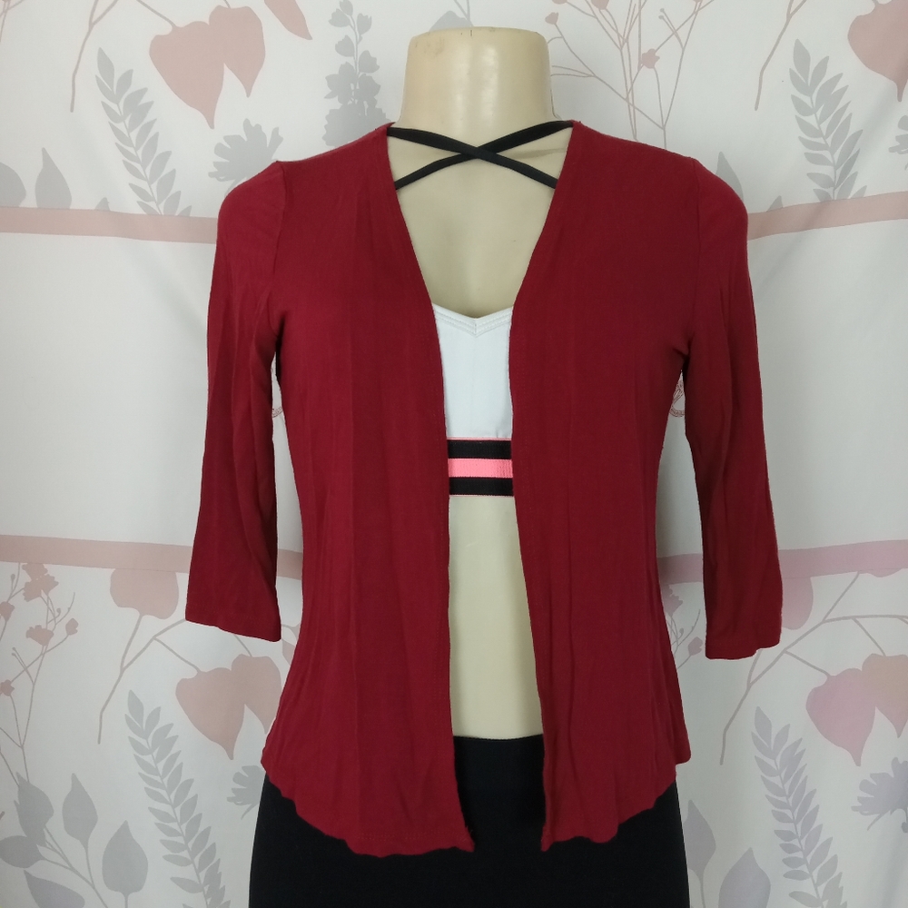 Cute by Daisy waist cardigan size Small Burgundy